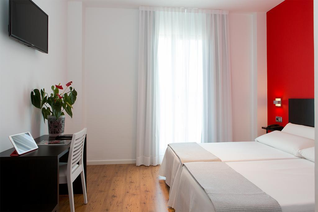 Hotel Nruta Ponferrada Bembibre  Pokój zdjęcie